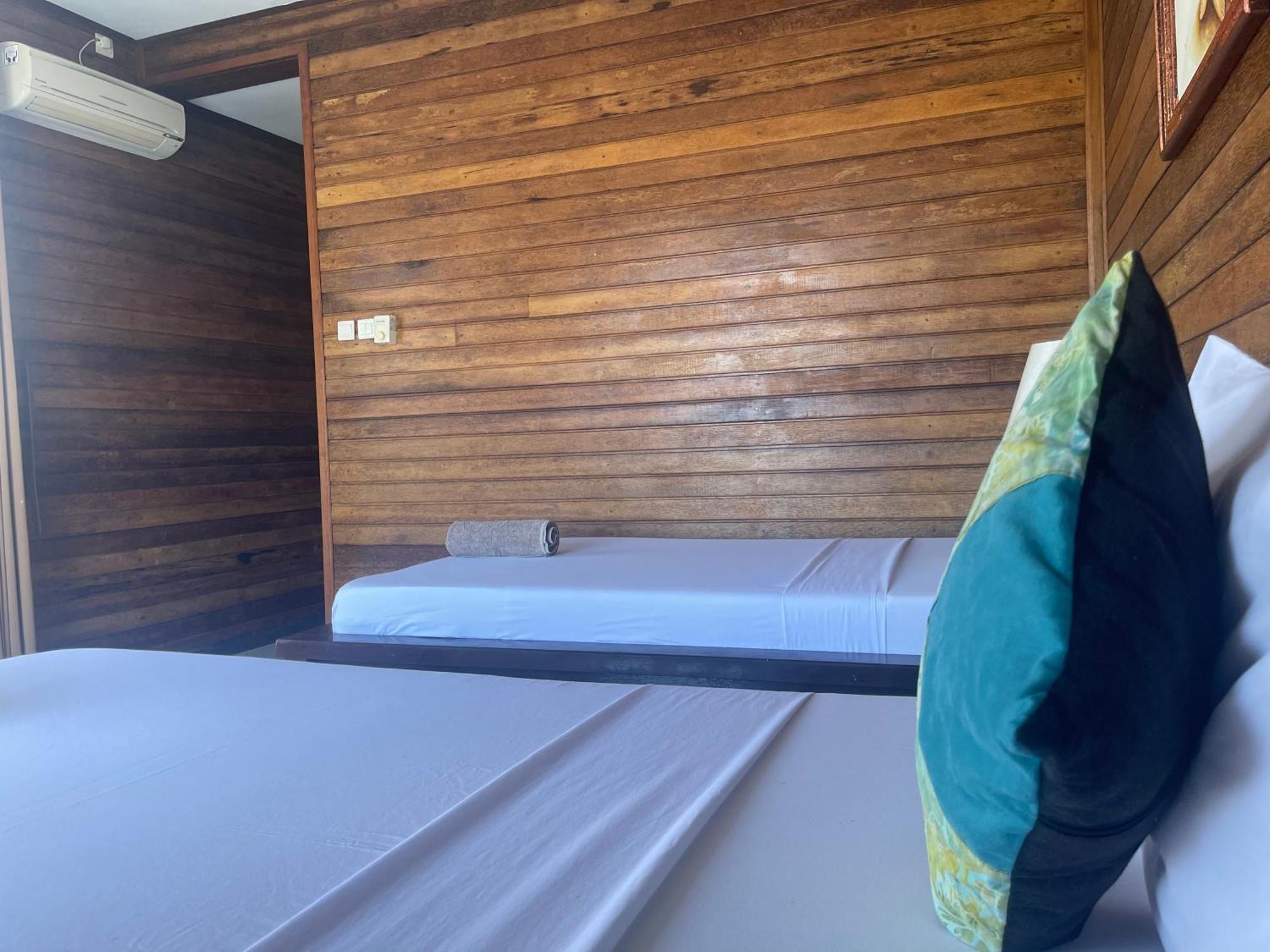 Shipwreck Point Inn Lembongan Zewnętrze zdjęcie